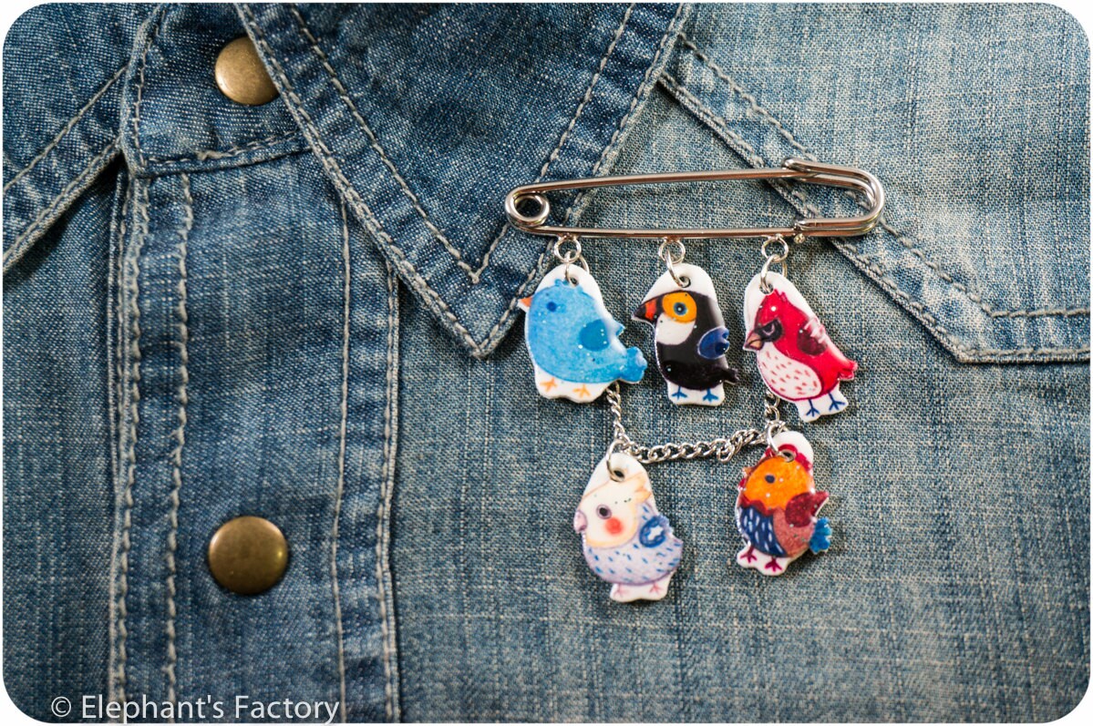 Épingle à Nourrice (pin) Petit Oiseau Multicolore - Très Joli - Occasion Excellent état