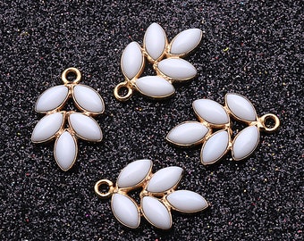 DIY, White Agate Component, Chandelier Finding, Gold Filigree Finding, Earrings Making, Gold Bail, 17x11mm, GemMartUSA - 1pc (GPWA-13109)