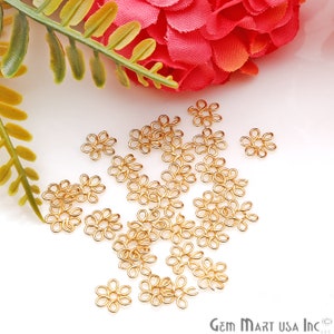 10pc Lot Leaf Charm, Gold Leaf Connector, Chandelier Charm, Filigree Finding, Gold Pendant, Jewelry Making Supplies, GemMartUSA (GP-50120)