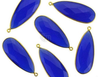Pendentif en forme de poires de calcédoine bleue, connecteur de poste de caution simple plaqué or 15 x 39 mm (BC-10259)