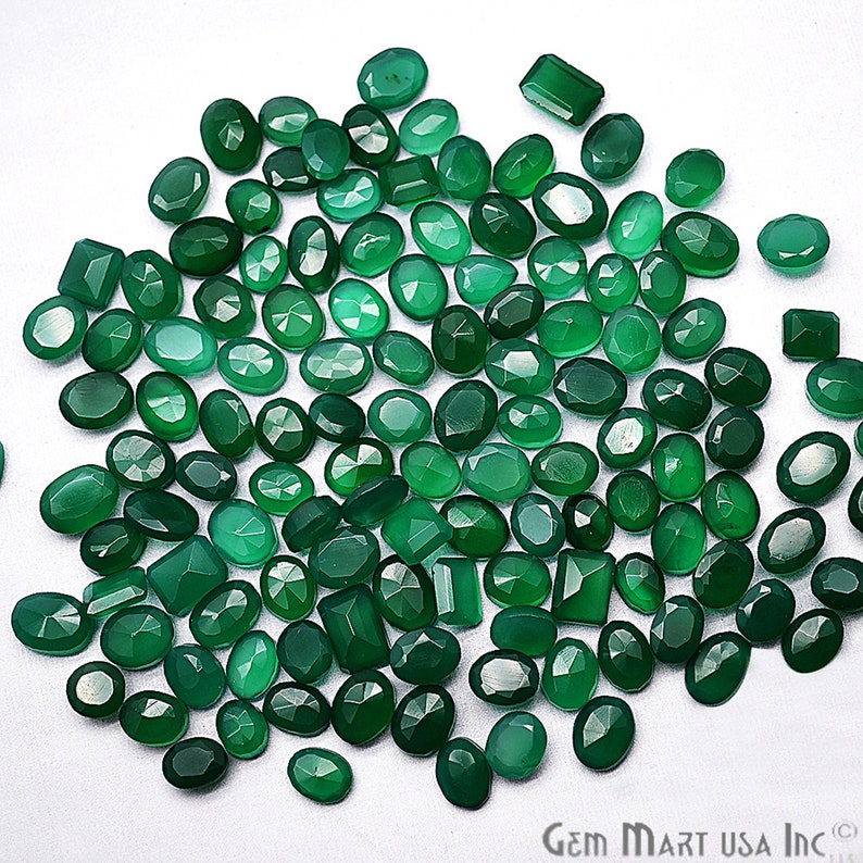 Green Stone Go-60001 Green Onyx Stone Mix Shape Stones Gemstones 1000 CTS Green Onyx Gemstones GemMartUSA