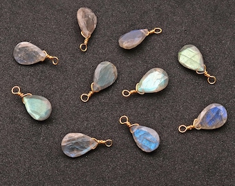 Labradorite, Gold Plated Wire Wrapped Pendant, Pears Shaped Gemstone Connector, Single Bail, DIY Jewelry, 8x12MM GemMartUSA (GPLB-50429)
