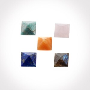 Pyramid Gemstone, Metaphysical, Lemurian, Crystal Pyramid, Chakra Stones, Pyramid Pendant, Pyramid Wand, GemMartUSA (14095)