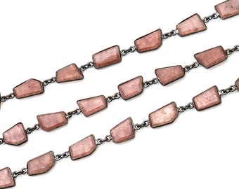 Strawberry Quartz Wire Wrapped Bezel Bead Chain, Linked Connector Chain. 10-15mm Round Black Plated Gemstone Link Chain (bpsq-20008)