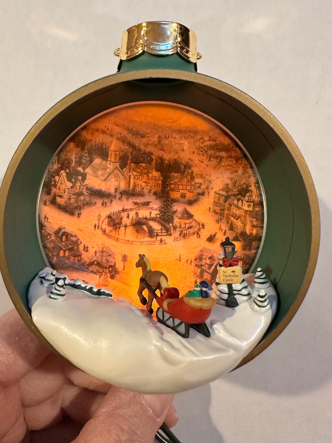 Hallmark Keepsake Magic Christmas Ornament Lighted St Nicholas Circle