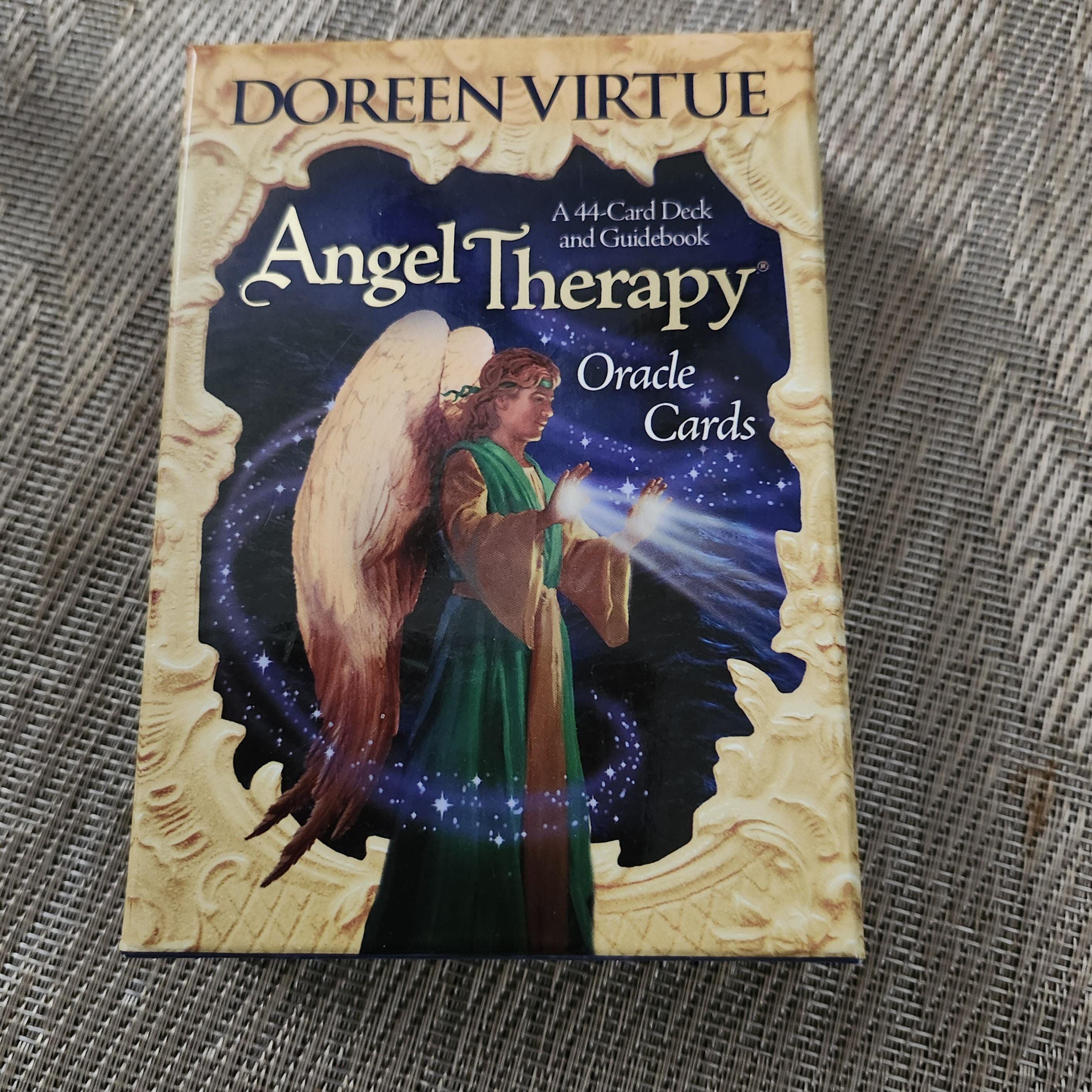新品　MARY, QUEEN of ANGELS オラクルカード Mary, Queen of Angels Oracle Cards: Virtue, Doreen
