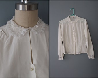 LACE collar blouse | 1970s romantic blouse | porcelain white lace blouse