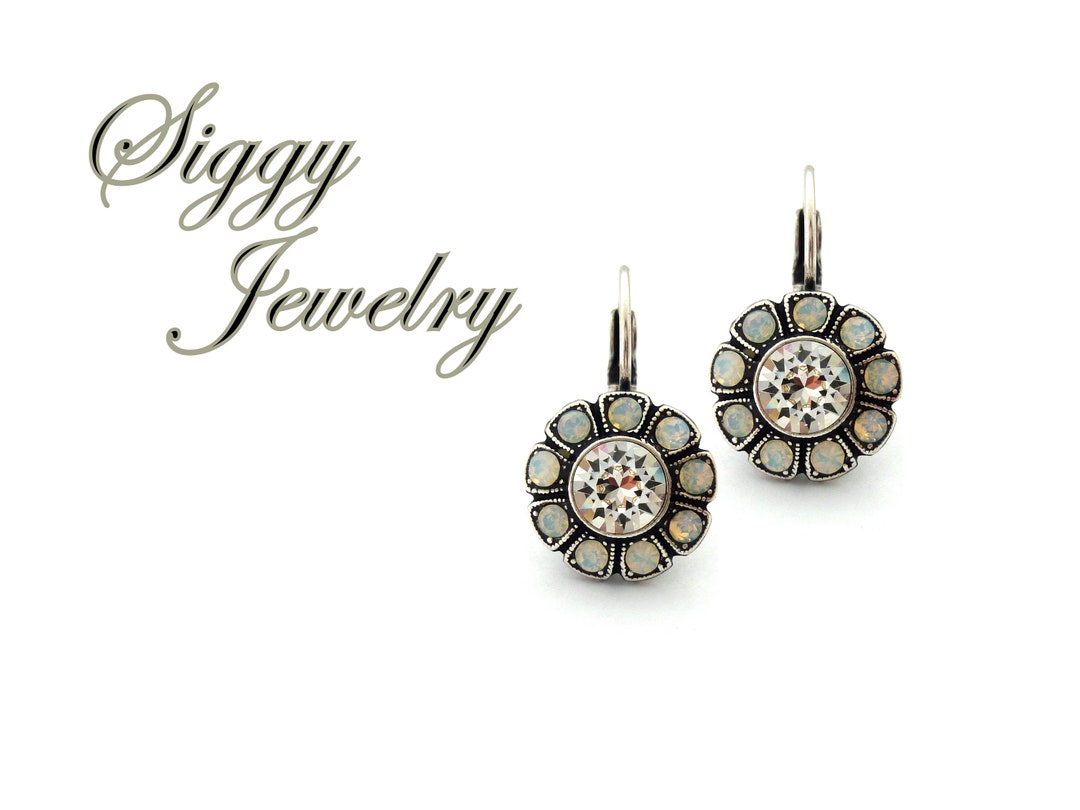 Austrian Crystal Daisy Flower Earrings, Clear Diamond Like Centers