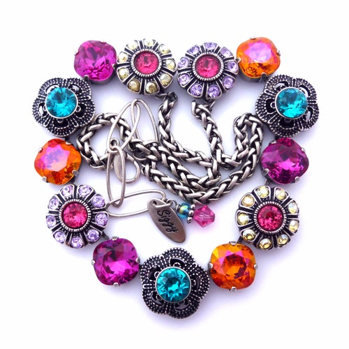 デイジーフラワー 本物のオーストリア産クリスタルイヤリング