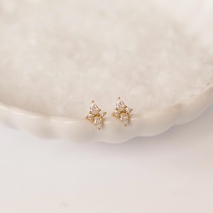 Titanium Flat Back Stud Earrings: Hypoallergenic Simulated Diamond
