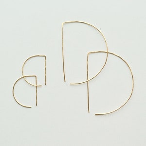 14k Gold Filled D Hoop Earrings - D Shaped Hoops - Gold Hoop Earrings - D Shape Open Hoop Threaders - Textured Hoops - Minimalist Earrings