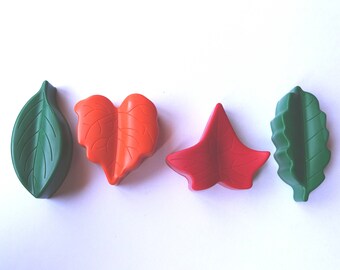 10 Leaf Crayons - Red, Orange and Green - Novelty Crayons - RECYCLED - Party Favor