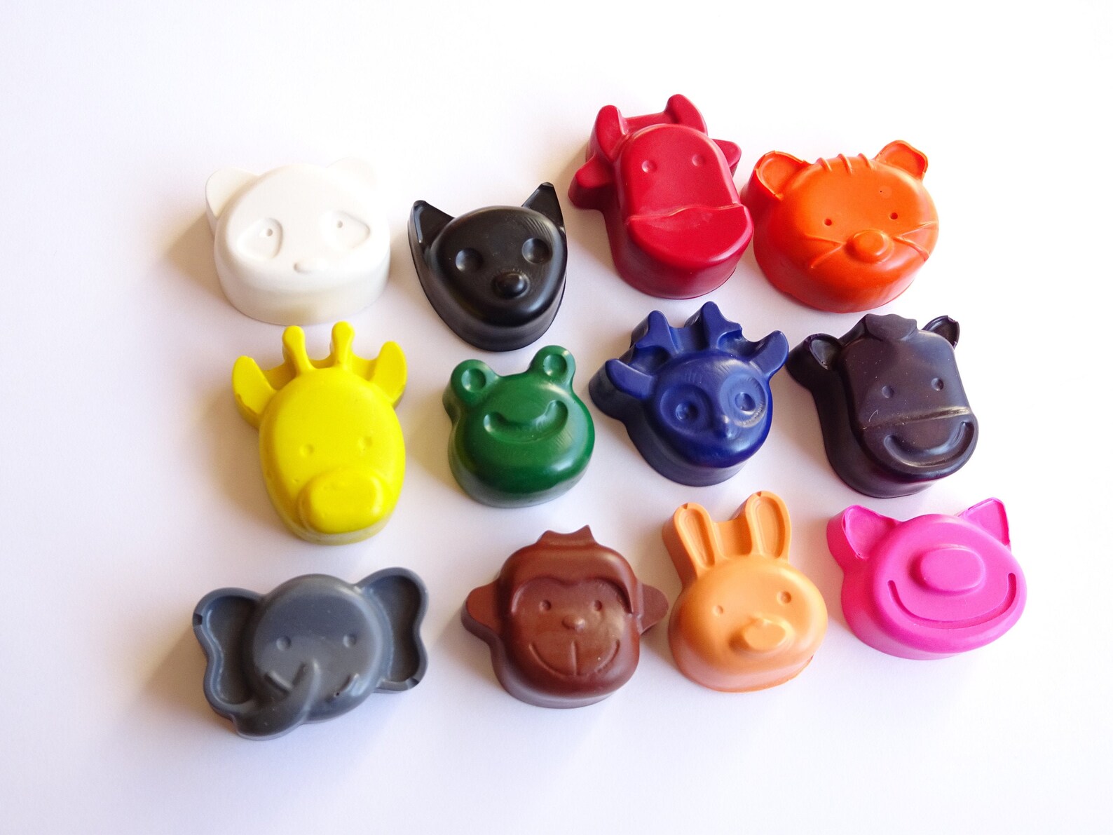 24 Cute Animal Crayons Novelty Crayons Party Favor - Etsy