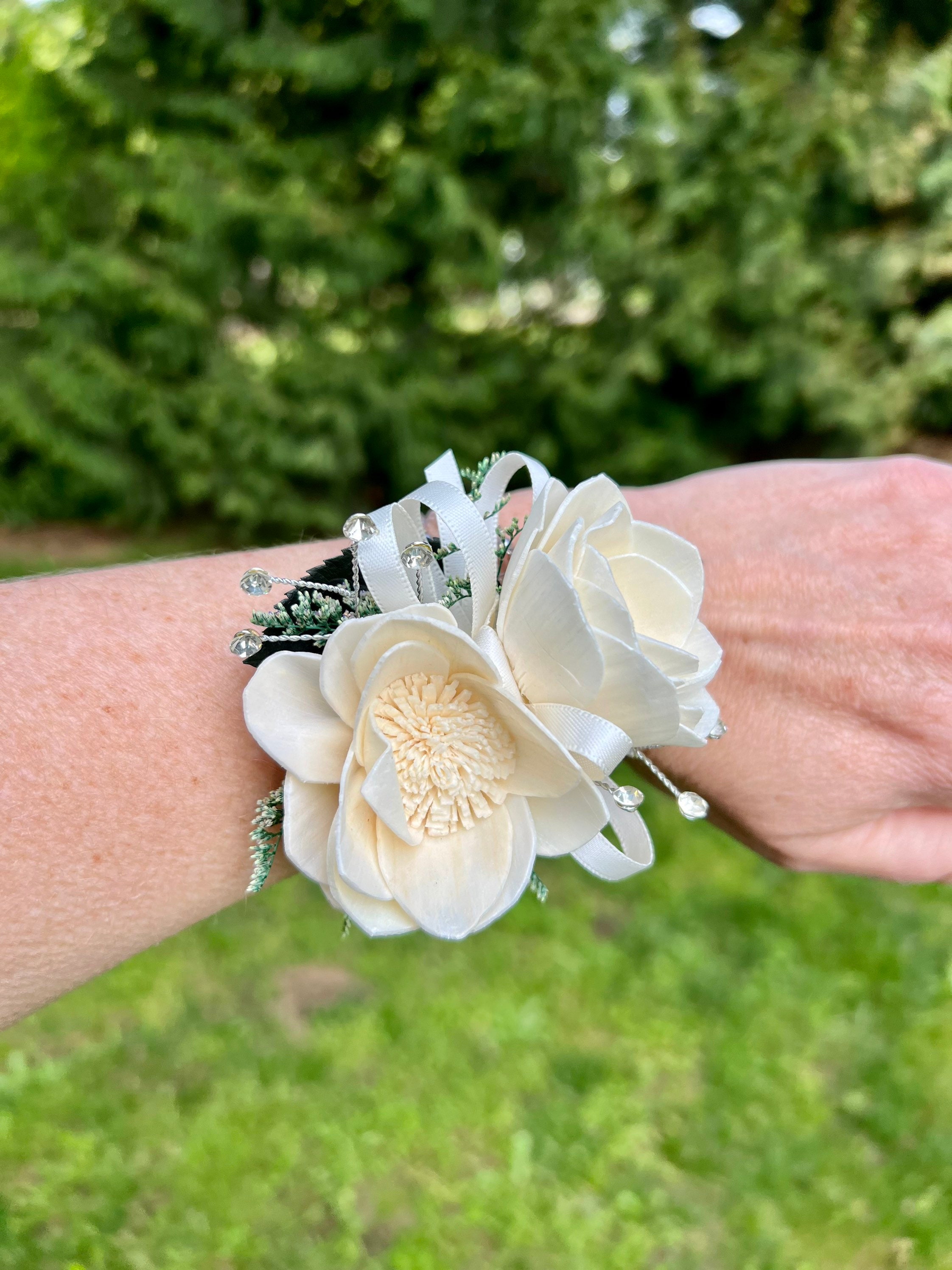Keepsake Wrist Corsage with Pearl Bracelet in Dresher PA - Primrose  Extraordinary Flowers