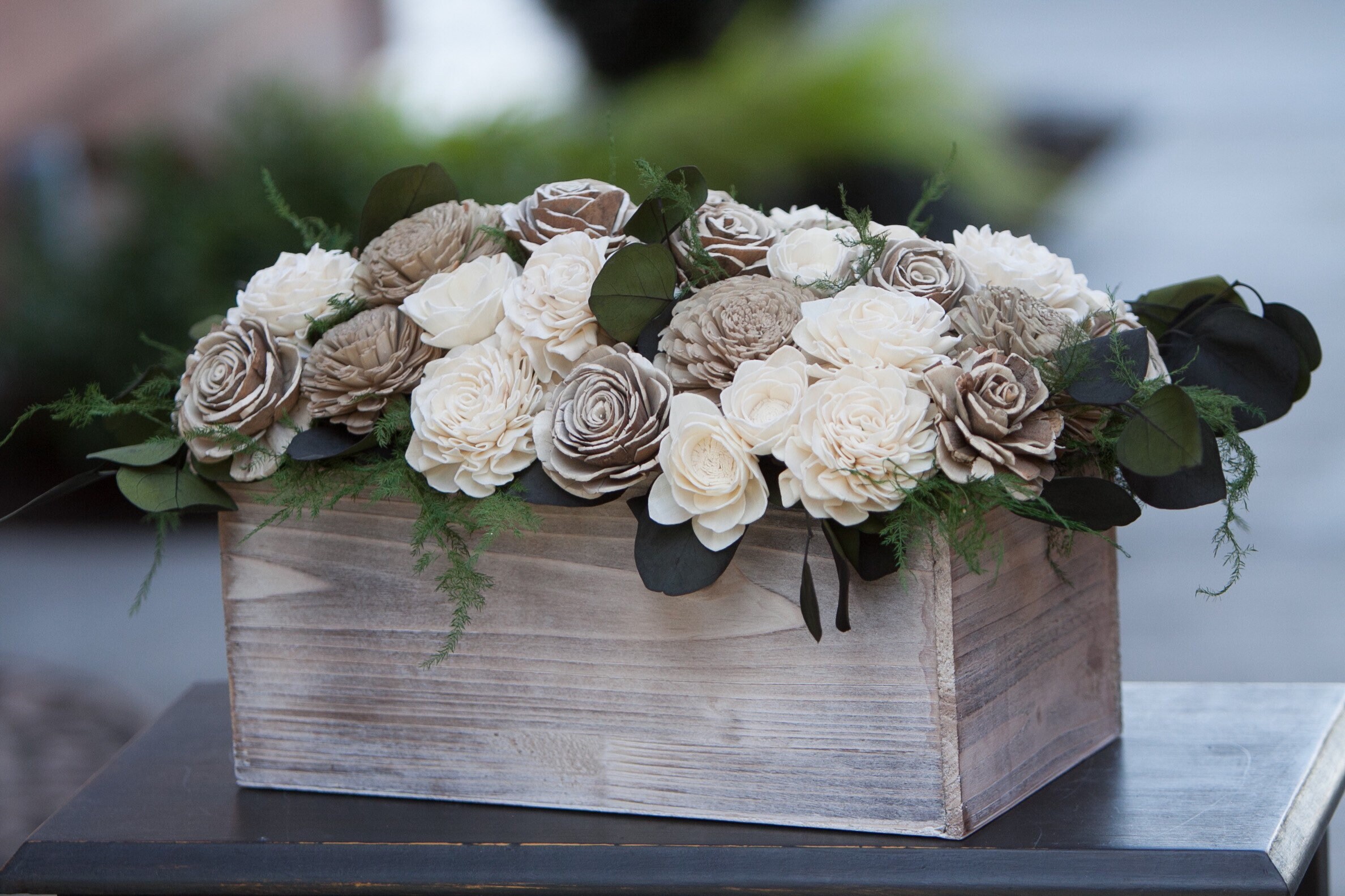 Large Neutral Sola Flower Table Arrangement