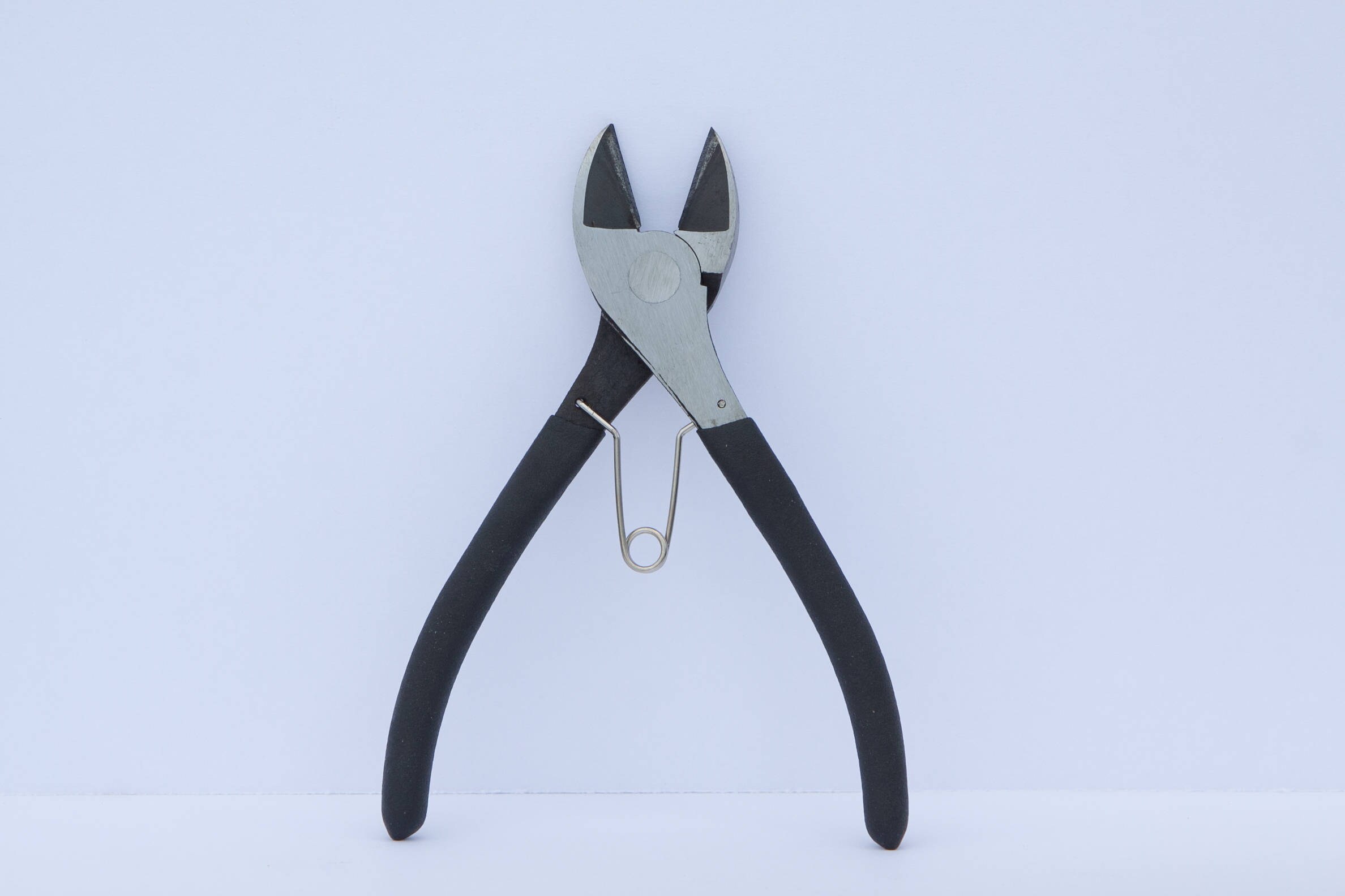 7″ Heavy Duty Stem Cutters - Wire Cutters