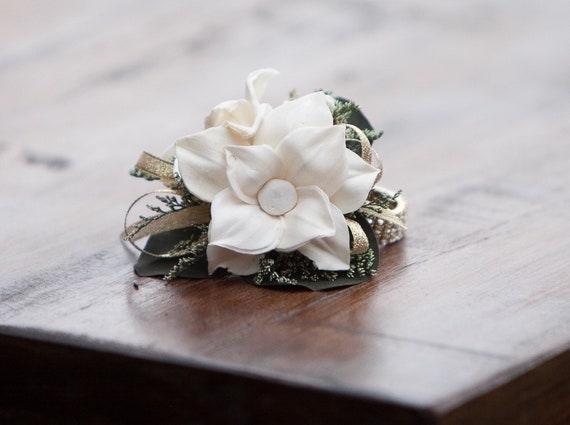 Woman's  Magnolia Wrist Corsage