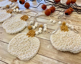 Crocheted White Pumpkin Garland: Farmhouse Fall Decor