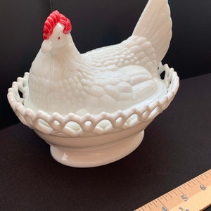 Westmoreland Milk Glass Hen on Bowl