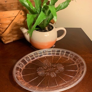 Jeannette Pink Doric Oval Serving Tray