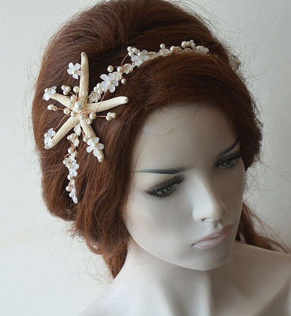 Set di 4 accessori per costume da sirena da donna, fascia da stella marina, conchiglia, orecchini in conchiglia, tatuaggio facciale Cosplay