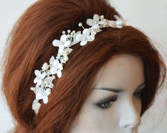 Bridal Leaf Floral Headpiece Wedding Dress Accessories, Pearl and Rhinestone Hairpiece for Bride