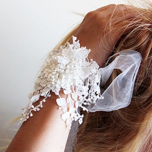 White Tassels Lace Wedding Cuff, Bridal Cuff Bracalet