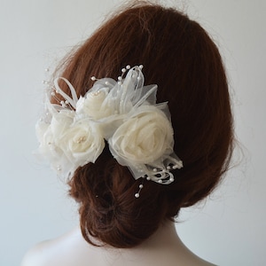 Off White Romantic Large Flower Bridal Hair Comb, Wedding Floral Hair Accessories For Bride