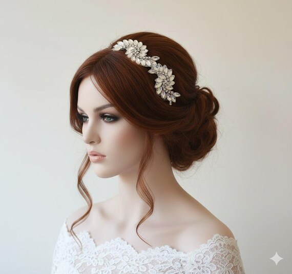 Crystal Rhinestone Bridal Hair Comb: Silver Wedding Hair  display picture 2