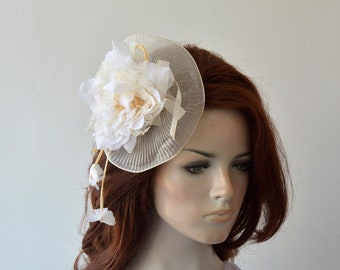 Off White Romantic Bridal Large Flower Hair Comb, Wedding Floral Hair Vine For Bride