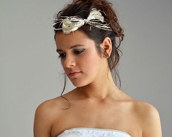 Wedding Hair Tiara, Exclusive Fascinator , Sparkly Bridal Headpiece, vintage Hand Embroidery Hair Piece, Unique Wedding Hair Accessories