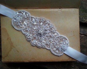 Lace and Pearl Wedding Cuff Bracelet, Sparkling Elegant Bridal Jewelry Accessory