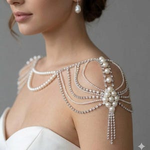 Parelstrass schouderketting: bruidshuwelijkssieraden