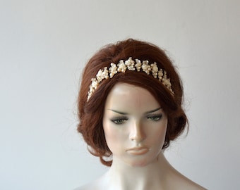 Elegant Crystal and Pearl Headpiece, Vintage Style  Bridal Hair Accessory, Wedding Hair Embellishment