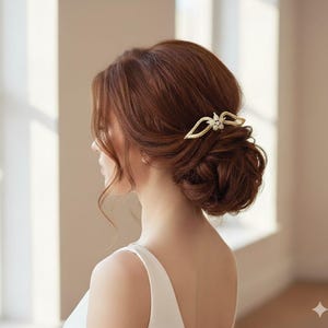 Peineta nupcial de inspiración vintage con pedrería, adorno para el cabello de novia con cristales