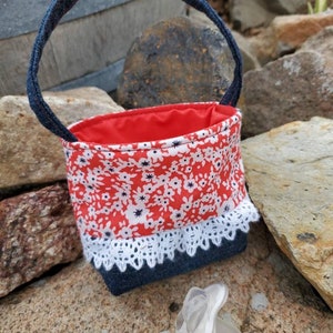Baby&#39;s First Purse, Little Girl&#39;s Purse, Flower Girl Purse, Tiny Purse, Purse for one year old, little handmade fabric purse