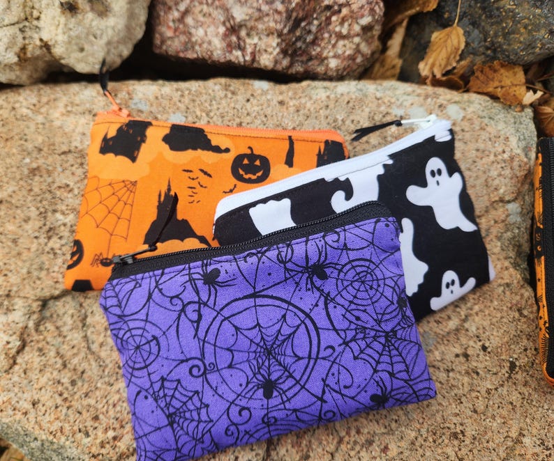 Halloween Change Purse, Cat Coin Purse, Witch Zipper Pouch, Spider Earbud Pouch, Kitty Zipper Wallet, Lunch Money pouch, Spooky card pouch image 12