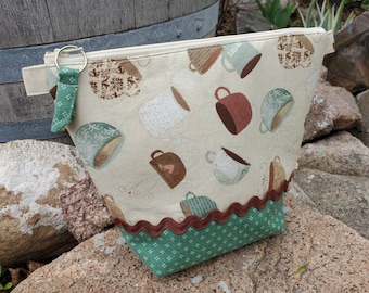 Coffee Cosmetic Bag,  Travel Bag, Purse Organizer, Coffee cup Makeup Bag, Cash Bag, Fabric Zipper Bag, Zippered Makeup Bag, coffee gift