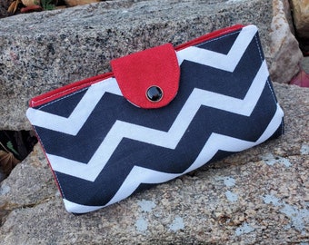 Chevron Checkbook Cover, Personalized Black and white Checkbook Case, fabric Checkbook, Chevron Accessory, Design a checkbook