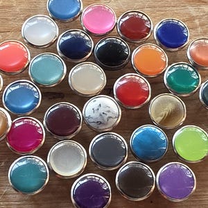 Color Sample Pack of pearl snaps, Variety Pack of 31  Snaps, 11.5 mm snaps, and 11.7 mm Pearl Snap Fasteners, Western Snaps, Snap Assortment