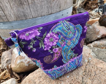 Purple Cosmetic Bag, Quilted Travel Bag, Floral Purse Organizer, Plu Makeup Bag, Cash Bag, Fabric Zipper Bag, Zippered Makeup Bag