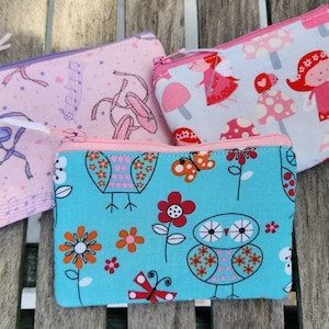 Girl&#39;s Coin Purse, zipper  Wallet, Change Purse, Ear Bud Bag, Horse Pouch, floral coin purse, coin purse with clip, gift for girl