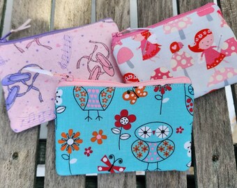 Girl's Coin Purse, zipper  Wallet, Change Purse, Ear Bud Bag, Horse Pouch, floral coin purse, coin purse with clip, gift for girl