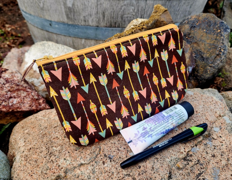 BagsBeadsandMore Arrow Cosmetic Bag - Thumbnail 2