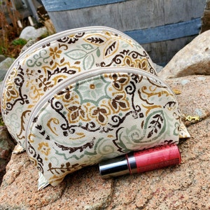 Curved Cosmetic Bag, Travel Bag, Purse Organizer, Paisley Makeup Bag, Fabric Zipper Bag, Half Moon Pouch, Wide Opening Zipper Bag