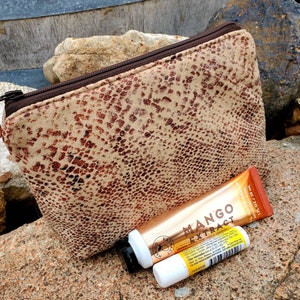 Bolsa de gamuza para cosméticos, bolsa de maquillaje de piel de serpiente, organizador de bolsos con cremallera, bolsa de tela con cremallera, bolsa hecha a mano, bolsa de piel de serpiente marrón