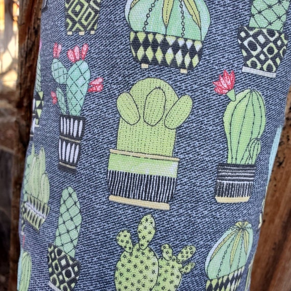 Cacti & Succulents Design Homemade Fabric Plastic Grocery Bag Holder 