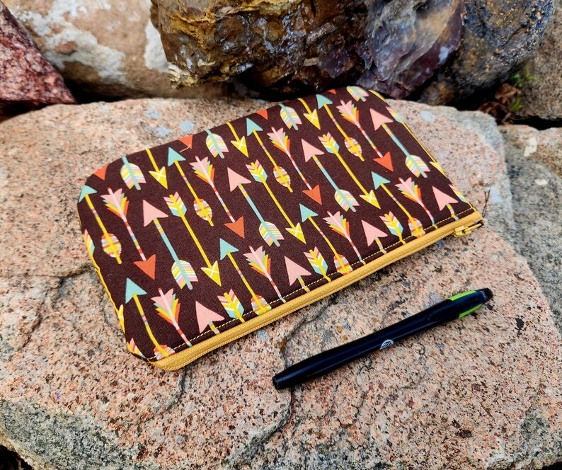 BagsBeadsandMore Arrow Cosmetic Bag - Thumbnail 3