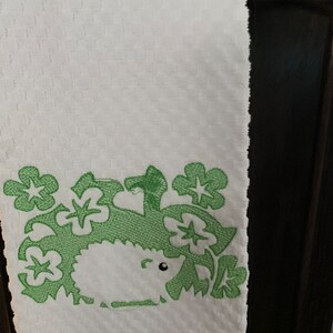 1 embroidered kitchen towel