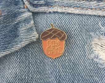 Emaille pin City of Oaks: eikelspeld Raleigh North Carolina